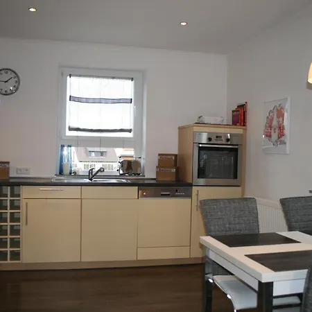 Julia Apartment *